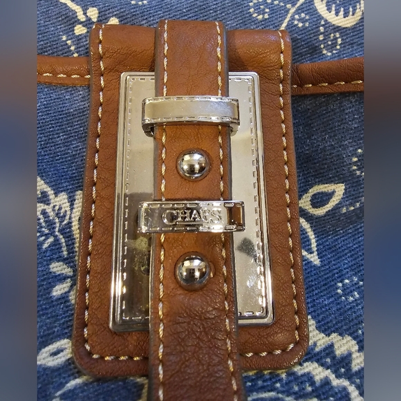 Chaps Ralph Lauren Denim & Floral Crossbody Handbag - Picture 3 of 9